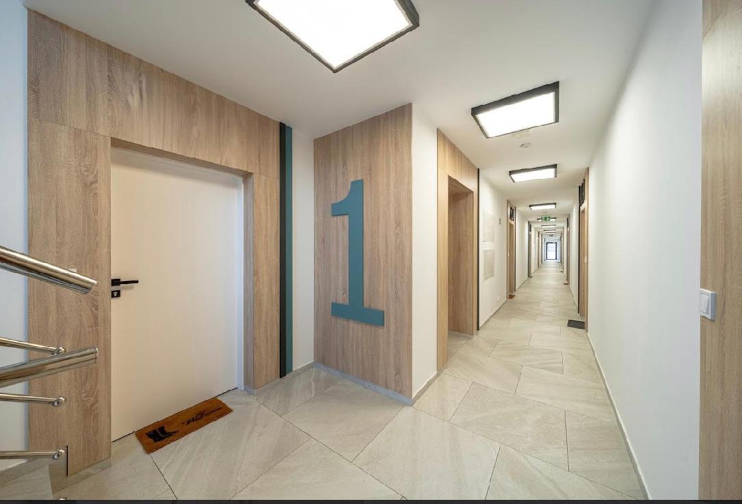 Apartament Przy Wydmie กชึชโบโว ภายนอก รูปภาพ