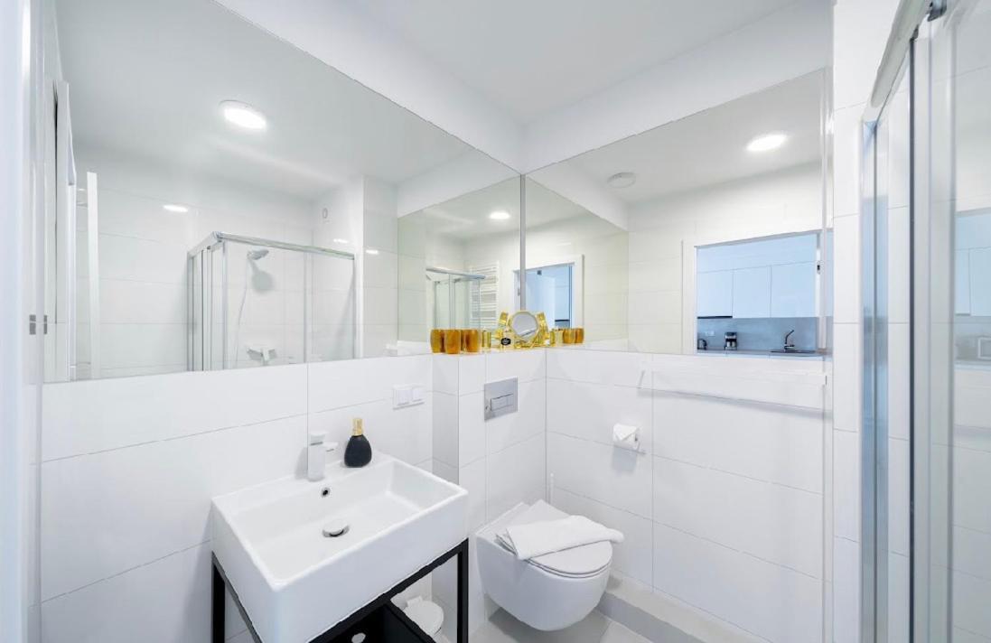 Apartament Przy Wydmie กชึชโบโว ภายนอก รูปภาพ