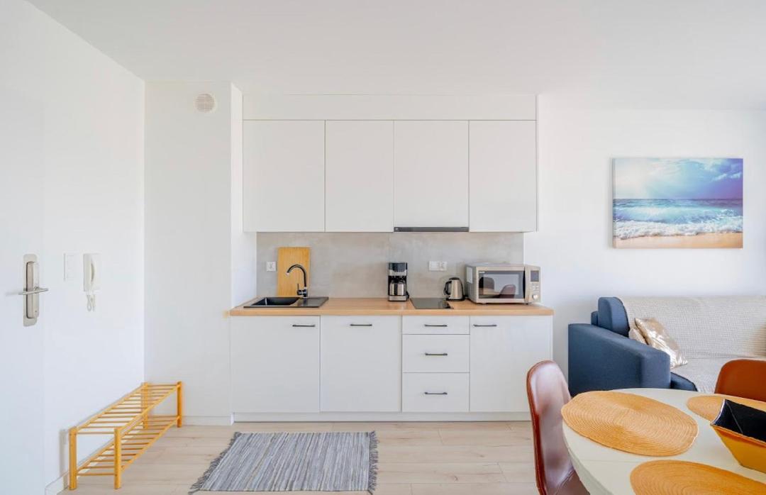 Apartament Przy Wydmie กชึชโบโว ภายนอก รูปภาพ